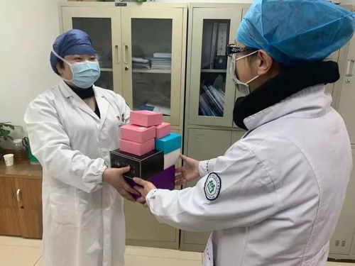 杭州悦侍向一线女医护人员捐赠NONOLADY独立包装抑菌卫生巾